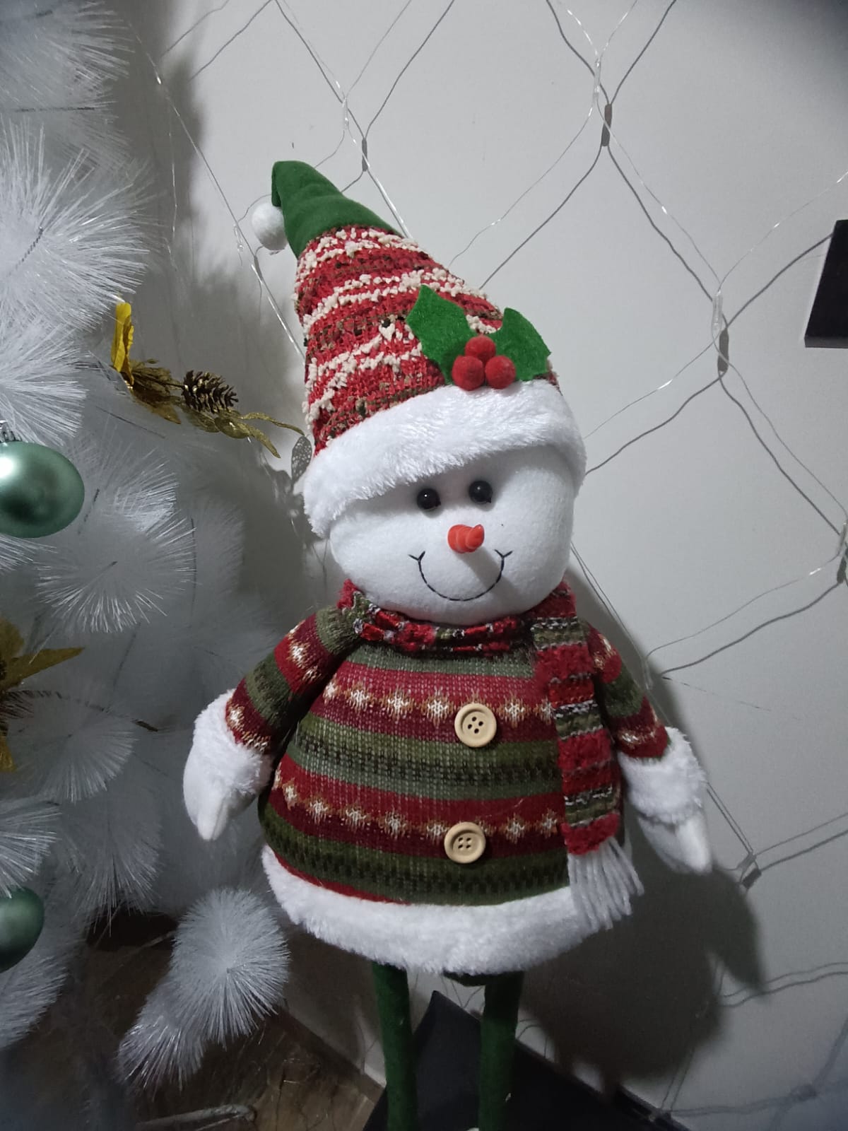 Muñeco hombre de nieve Navideño de 70 cm  , precio en tienda S/. 39.00