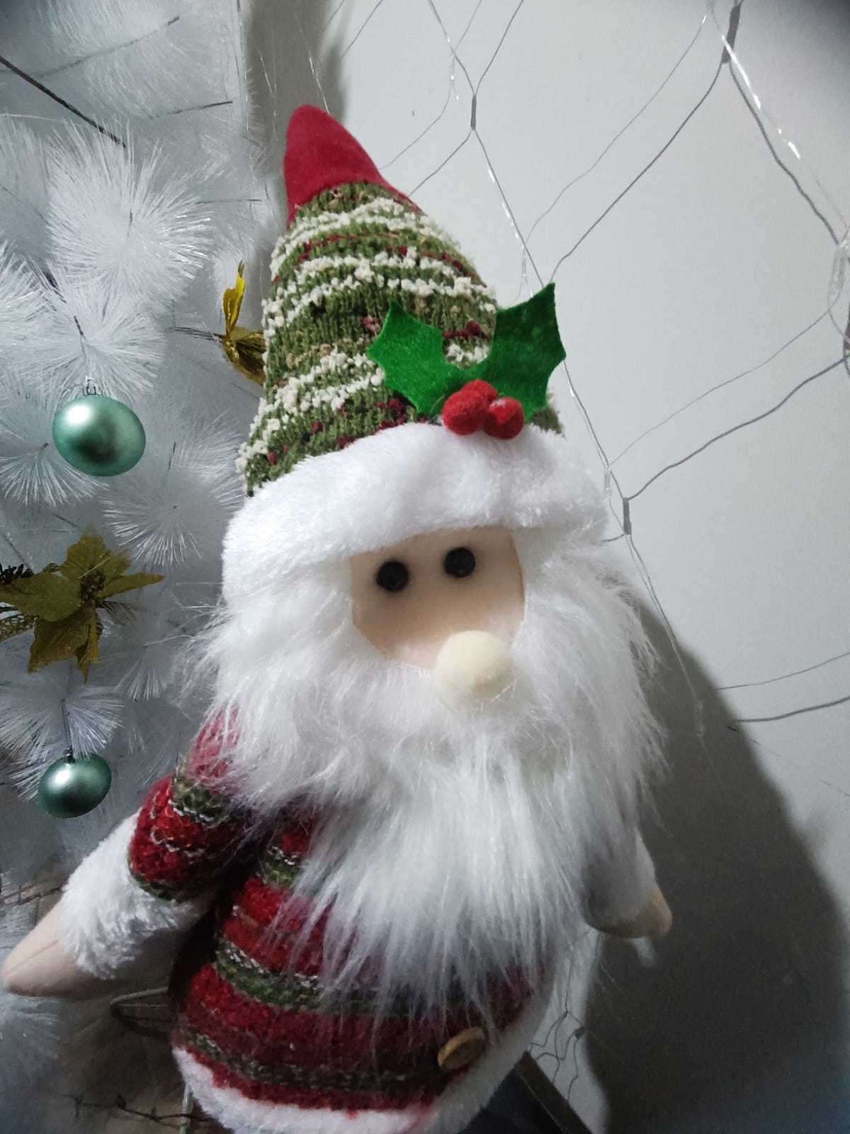 Muñeco Papa Noel Navideño de 70 cm  , precio en tienda S/. 39.00